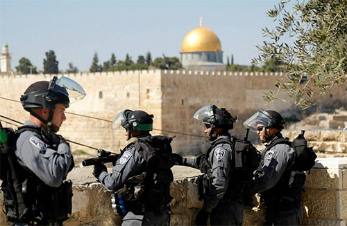 Abbas pide a los cristianos rezar en Navidad por el pueblo palestino